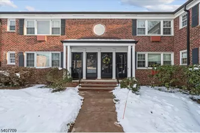 415 Pitney Pl #415, Morris Township, NJ 07960 - Photo 2