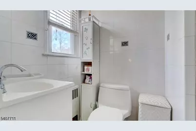 25 Woodland Ave, West Orange Township, NJ 07052 - Photo 14