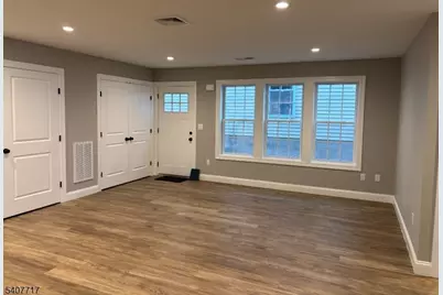100 Charlton #2, Lodi, NJ 07644 - Photo 18