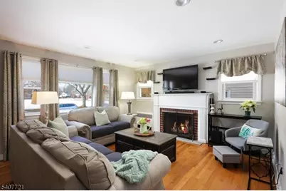 409 S Union Ave, Cranford Township, NJ 07016 - Photo 8