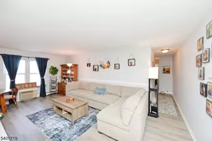 100 Pierson Miller Dr, Pompton Lakes, NJ 07442 - Photo 2