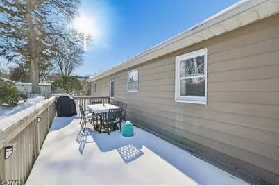 49 New York Ave, Jefferson Township, NJ 07849 - Photo 22