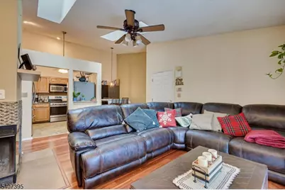 45 Amethyst Way #45, Franklin Township, NJ 08823 - Photo 8