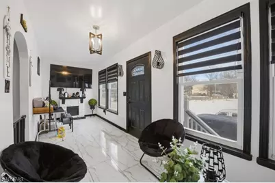 34 Koolidge Ct, Franklin Township, NJ 08873 - Photo 2