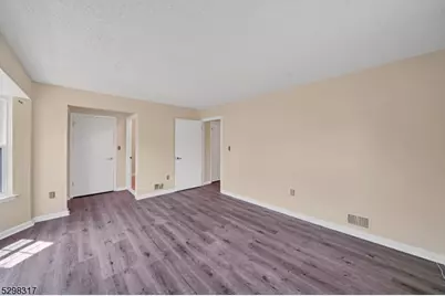 197 Rachel Ct, Franklin Township, NJ 08823 - Photo 16