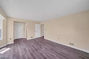 197 Rachel Ct, Franklin Township, NJ 08823 - Photo 16