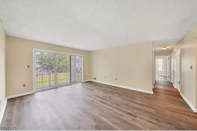 197 Rachel Ct, Franklin Township, NJ 08823 - Photo 4