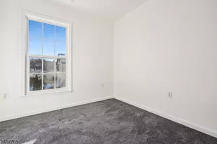 589 Tremont Ave, Orange, NJ 07050 - Photo 12