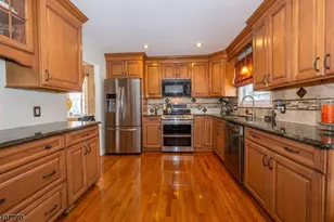 3 Birchwood Dr, Vernon Twp., NJ 07460 - Photo 4