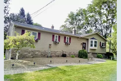 3 Birchwood Dr, Vernon Twp., NJ 07460 - Photo 1