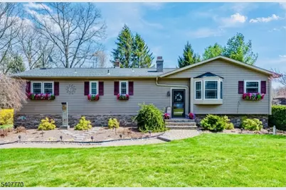 3 Birchwood Dr, Vernon, NJ 07460 - Photo 1