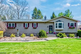 3 Birchwood Dr, Vernon, NJ 07460 - Photo 1