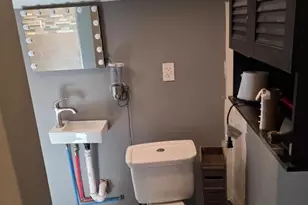 388 Seymour Ave, Newark, NJ 07112 - Photo 8