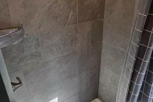 388 Seymour Ave, Newark, NJ 07112 - Photo 6