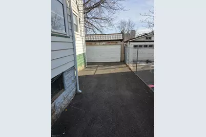 388 Seymour Ave, Newark, NJ 07112 - Photo 4