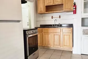 97 Schuyler Ave, Newark, NJ 07112 - Photo 6