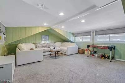 14 Oneida Trl, Wayne, NJ 07470 - Photo 24