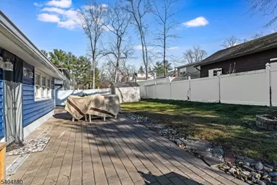 14 Oneida Trl, Wayne, NJ 07470 - Photo 26