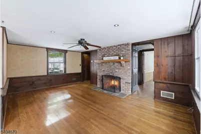 41 Summit Rd, Sparta Township, NJ 07871 - Photo 12