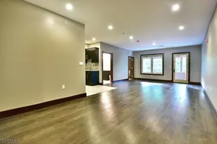 8 White Hall Rd Unit, Montville Township, NJ 07082 - Photo 2