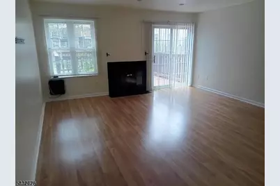 10 Leahy Ct, Franklin Township, NJ 08873 - Photo 2