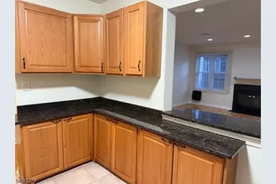 10 Leahy Ct, Franklin Township, NJ 08873 - Photo 6