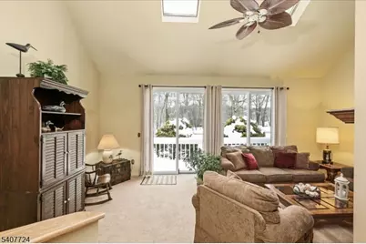 52 Manor Sq, Sparta Township, NJ 07871 - Photo 8