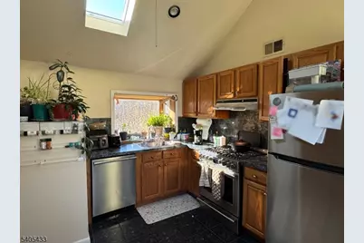 557 Pleasant Plains Rd, Long Hill Township, NJ 07946 - Photo 8