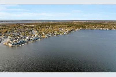 599 Point Ave, Brick Twp., NJ 08724 - Photo 44