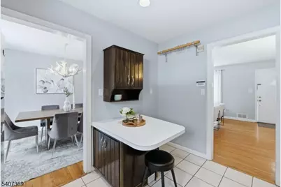 31 Randolph Pl, West Orange Township, NJ 07052 - Photo 14