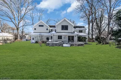 28 Falmouth Rd, Chatham Township, NJ 07928 - Photo 4