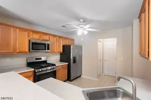 1058 Shadowlawn Dr, Green Brook Township, NJ 08812 - Photo 4