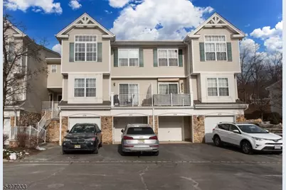 1058 Shadowlawn Dr, Green Brook Township, NJ 08812 - Photo 1