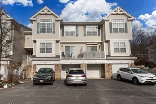 1058 Shadowlawn Dr, Green Brook Township, NJ 08812 - Photo 1