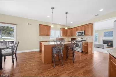 4 Bellows Ln, Montville Township, NJ 07082 - Photo 16
