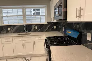 357-359 S 11th St, Newark, NJ 07103 - Photo 10