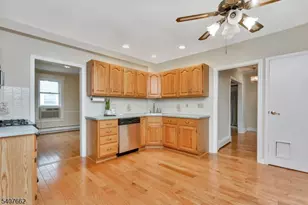 32 Washburn Pl, Caldwell, NJ 07006 - Photo 8