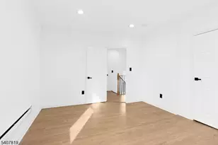 216 Renner Ave, Newark, NJ 07112 - Photo 24