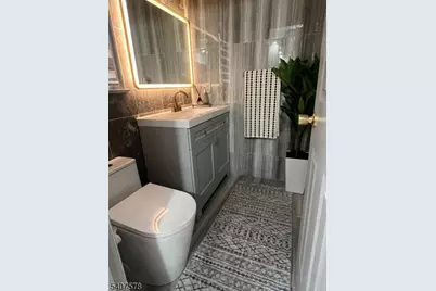 19 Dacotah Ave, Parsippany, NJ 07034 - Photo 10