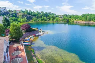 67 Magnolia Way, North Haledon, NJ 07508 - Photo 2