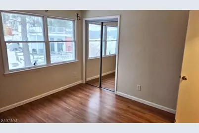 306-D Lake Shore South, Montague, NJ 07827 - Photo 4