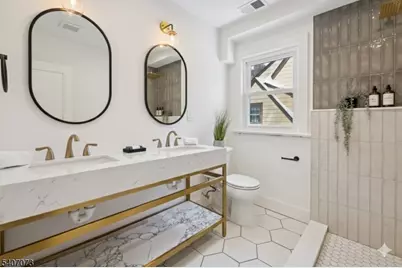 22 Dartmouth Rd, West Orange Township, NJ 07052 - Photo 18