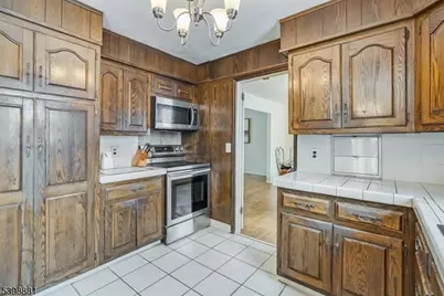 14 Skylark Rd, Springfield, NJ 07081 - Photo 8