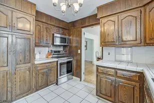 14 Skylark Rd, Springfield, NJ 07081 - Photo 8