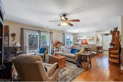 8 Lee Ct, Lebanon, NJ 08833 - Photo 6