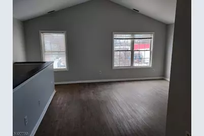 648 S 15th St #2, Newark, NJ 07103 - Photo 12