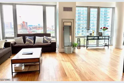 2 Shore Ln, Jersey City, NJ 07310 - Photo 10