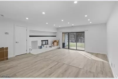 243 Penns Way, Bernards Township, NJ 07920 - Photo 12