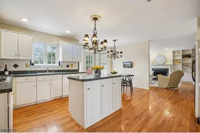 1138 William V Young Dr, Rahway, NJ 07065 - Photo 12