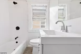 29 Cedar Ave, Newark, NJ 07106 - Photo 24